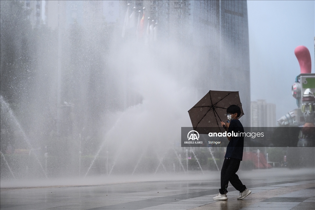 Çin'de Ma-on tayfunu nedeniyle yağmur ve fırtına etkili oldu