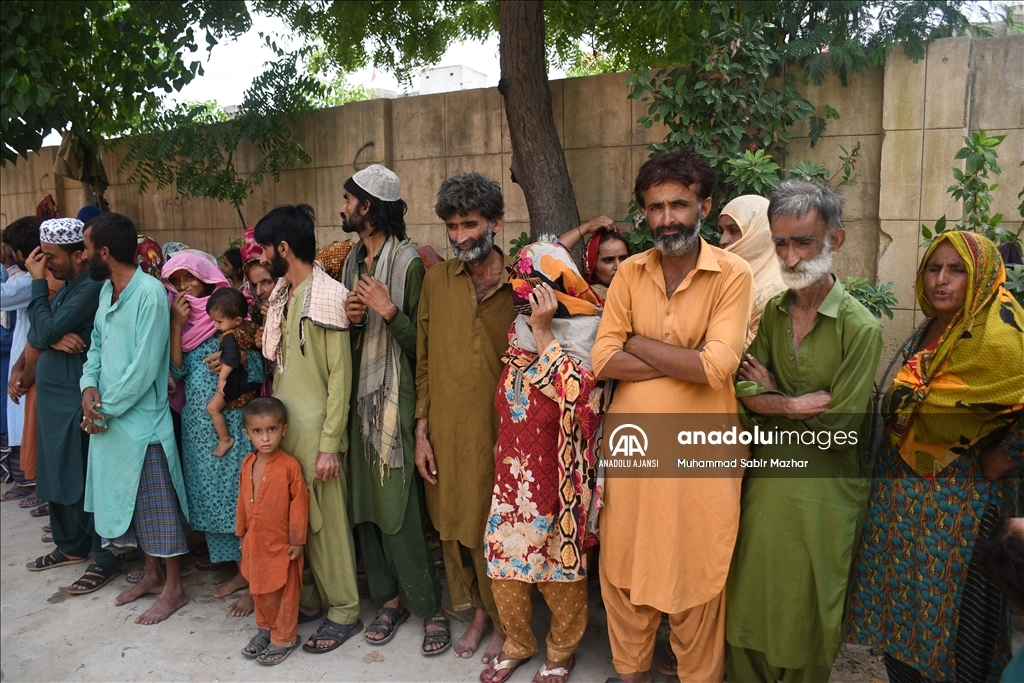 Pakistan'da muson yağmurları nedeniyle ulusal acil durum ilan edildi