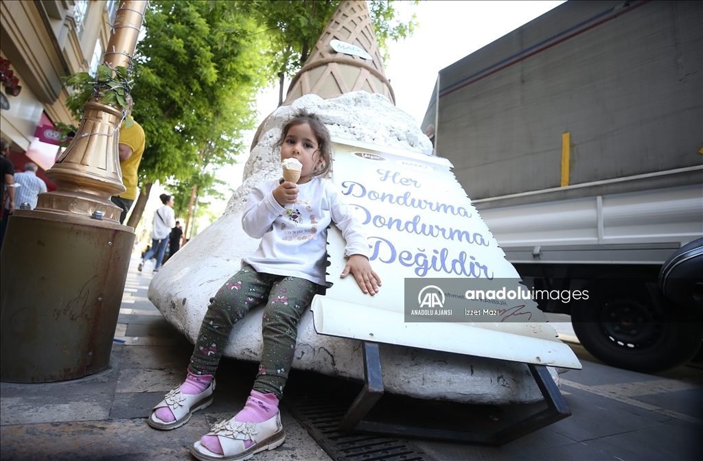 Kahramanmaraş'ın ünlü lezzeti dondurmada günlük üretim 4 katına çıktı
