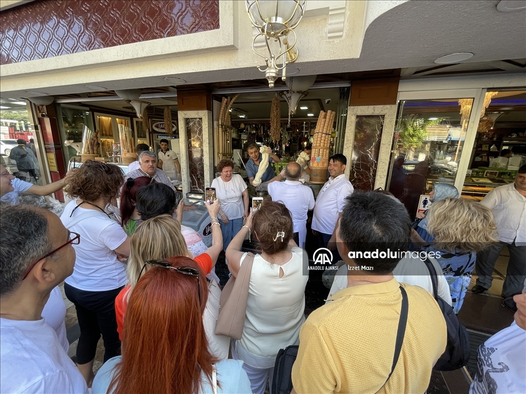 Kahramanmaraş'ın ünlü lezzeti dondurmada günlük üretim 4 katına çıktı