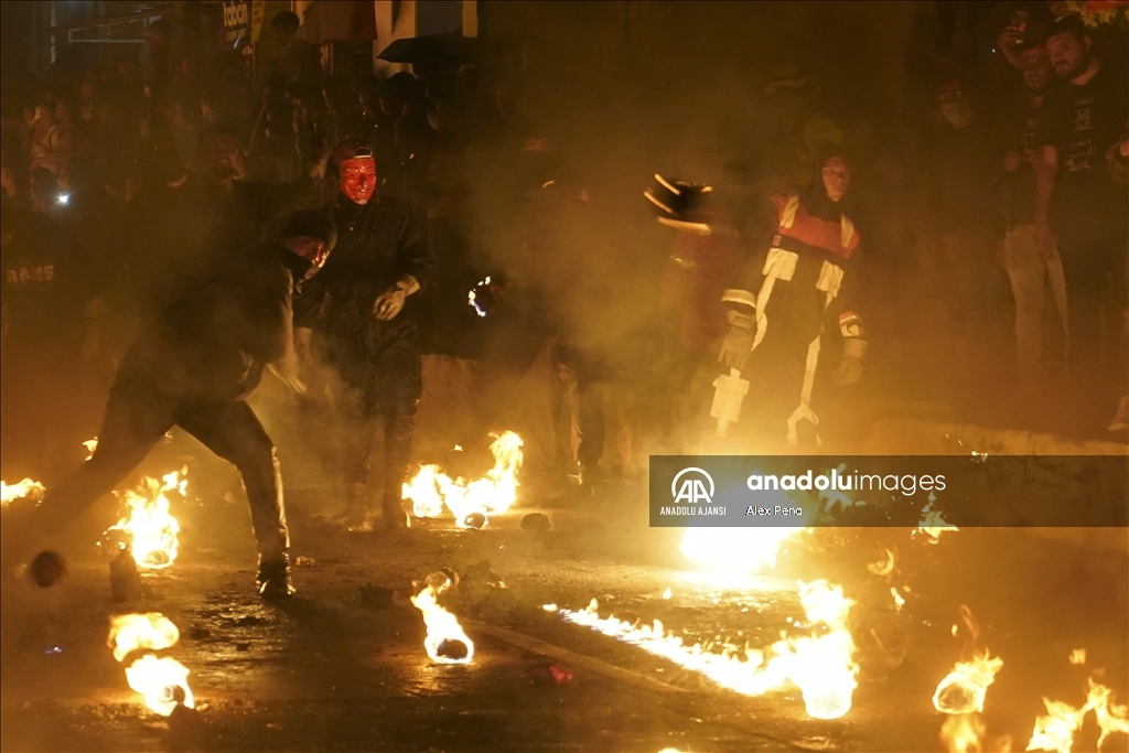 El Salvador'da Bolas De Fuego Festivali