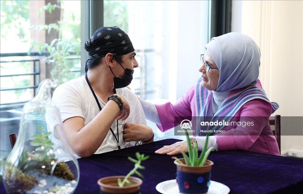 أمينة أردوغان تفتتح أول مركز تدريب لذوي الإعاقة في تركيا
