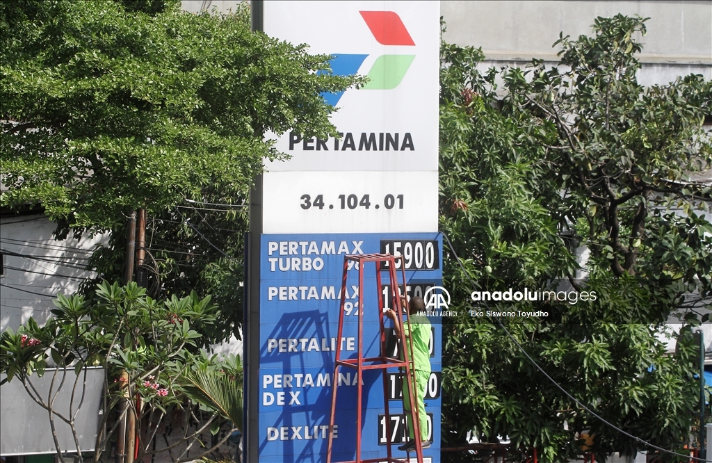 Indonesia naikkan harga BBM guna kendalikan subsidi yang membengkak