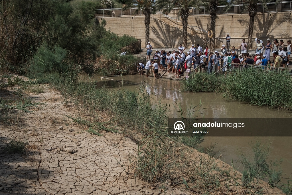 Climate change: the water level of the Jordan River decreases