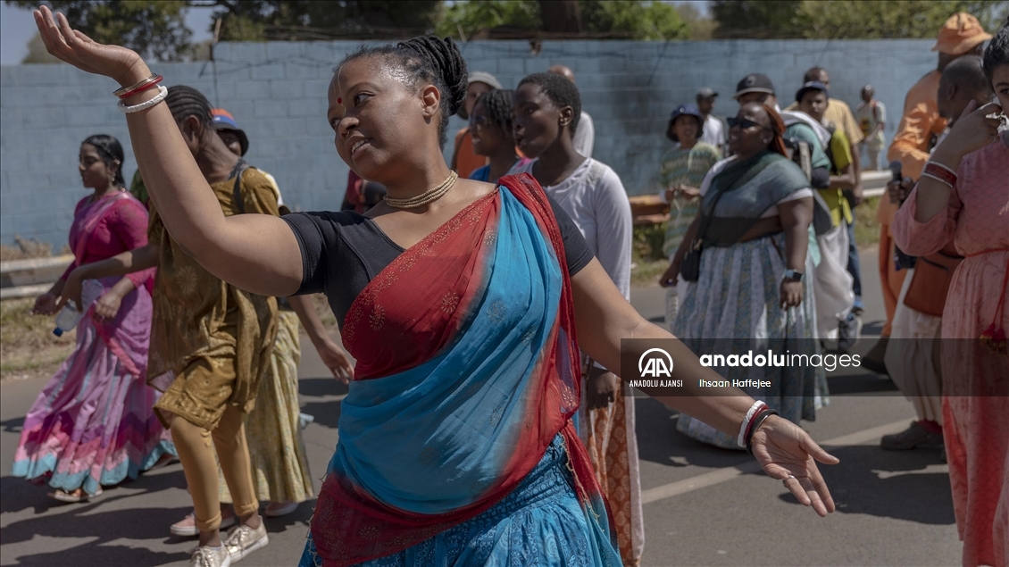 Güney Afrika'daki Hintliler "Ratha Yatra" Festivalini kutladı