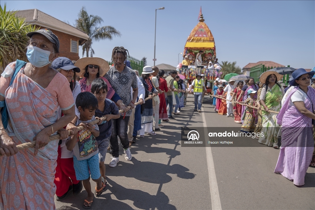 Güney Afrika'daki Hintliler "Ratha Yatra" Festivalini kutladı