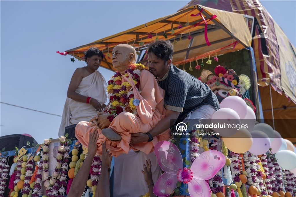 Güney Afrika'daki Hintliler "Ratha Yatra" Festivalini kutladı