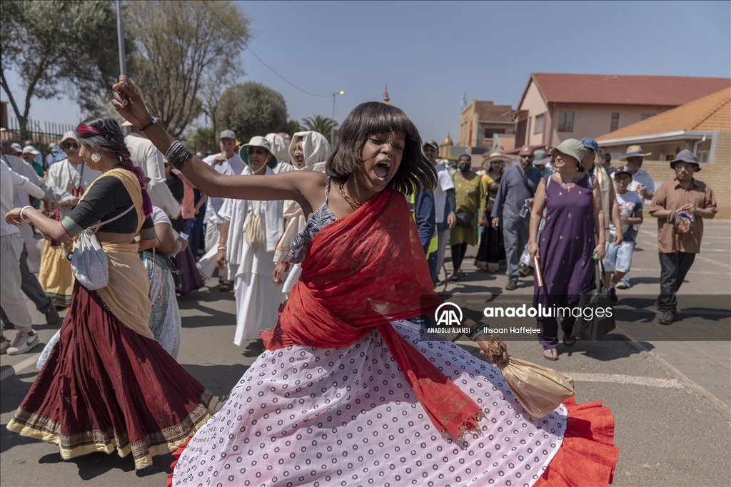 Güney Afrika'daki Hintliler "Ratha Yatra" Festivalini kutladı