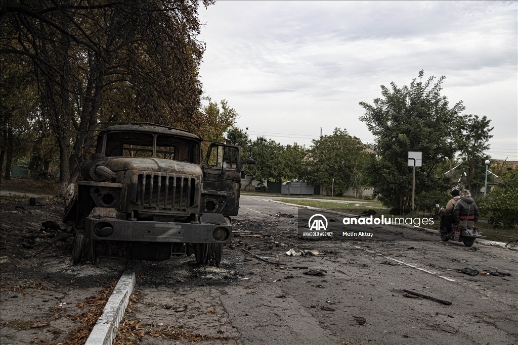 Ukrainian army takes control of town in southeast