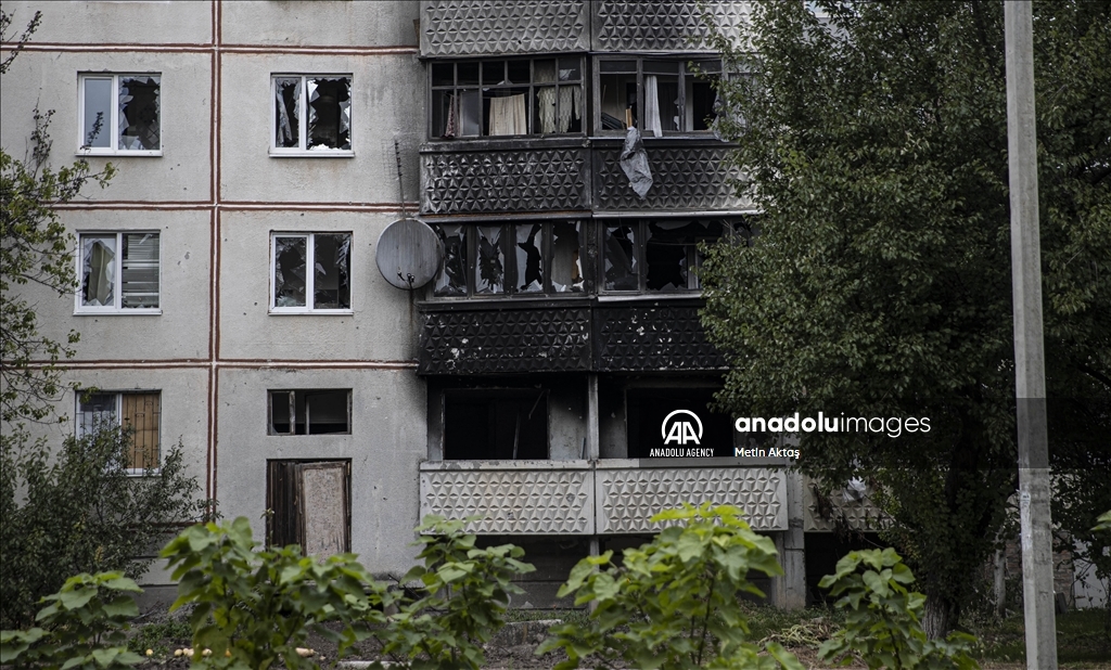 Ukrainian army takes control of town in southeast