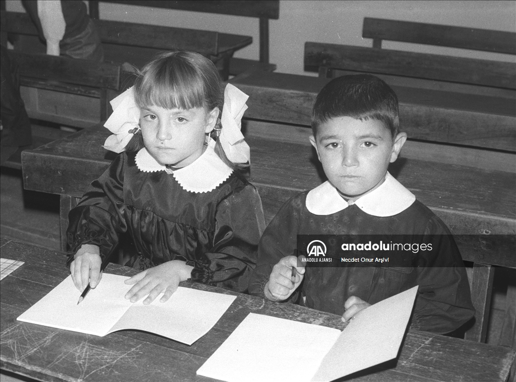 AA Arşivi'nden fotoğraflarla okullarda siyah beyaz yıllar