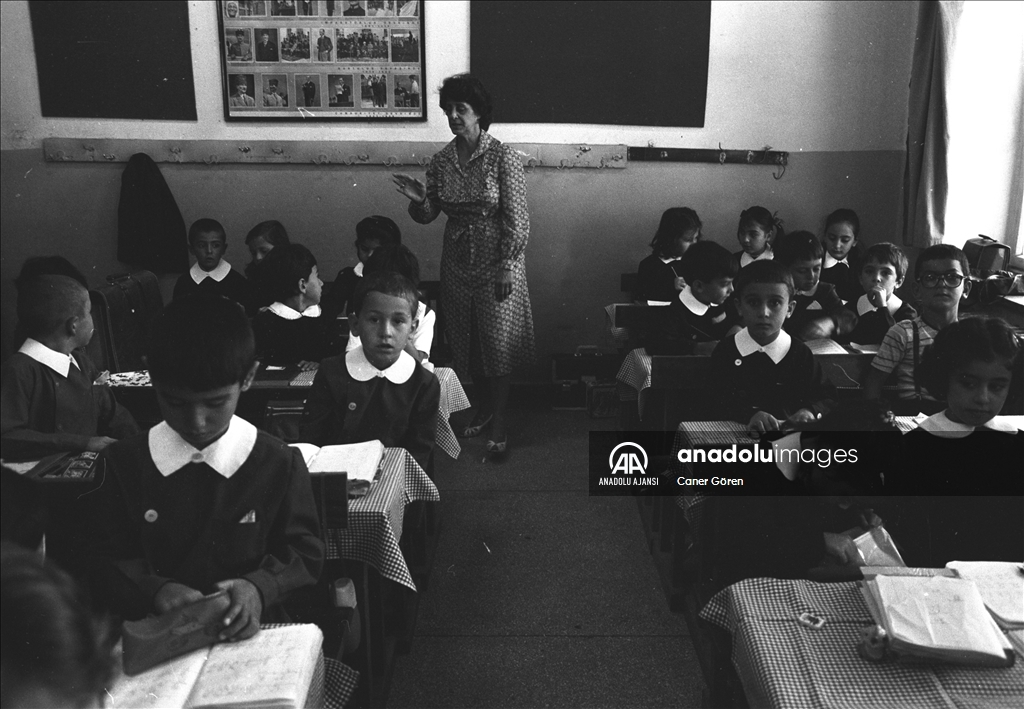 AA Arşivi'nden fotoğraflarla okullarda siyah beyaz yıllar