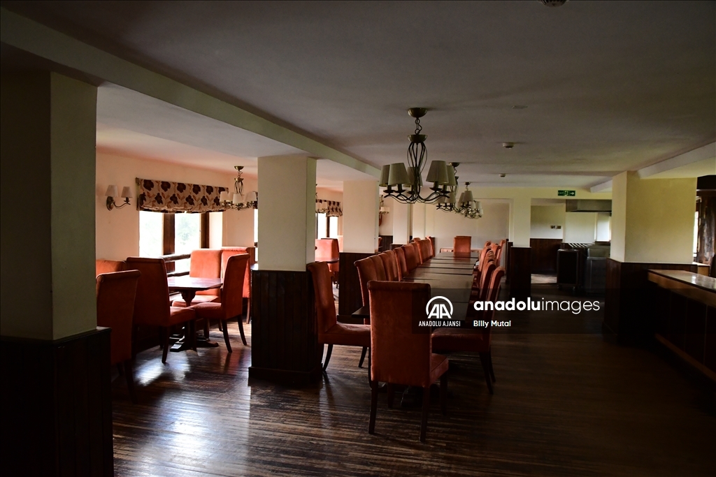 Elizabeth'in prenses olarak gelip kraliçe olarak ayrıldığı Kenya'daki otel: Treetops