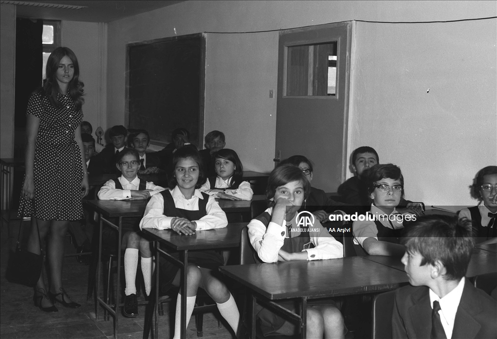 AA Arşivi'nden fotoğraflarla okullarda siyah beyaz yıllar