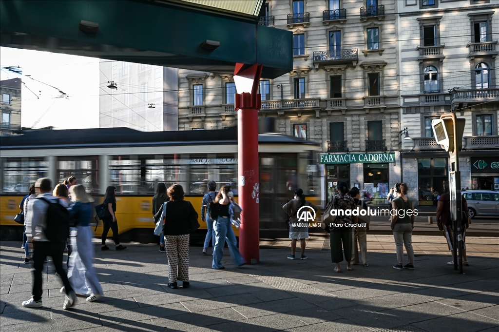 Milano'da toplu taşıma çalışanları greve gidiyor
