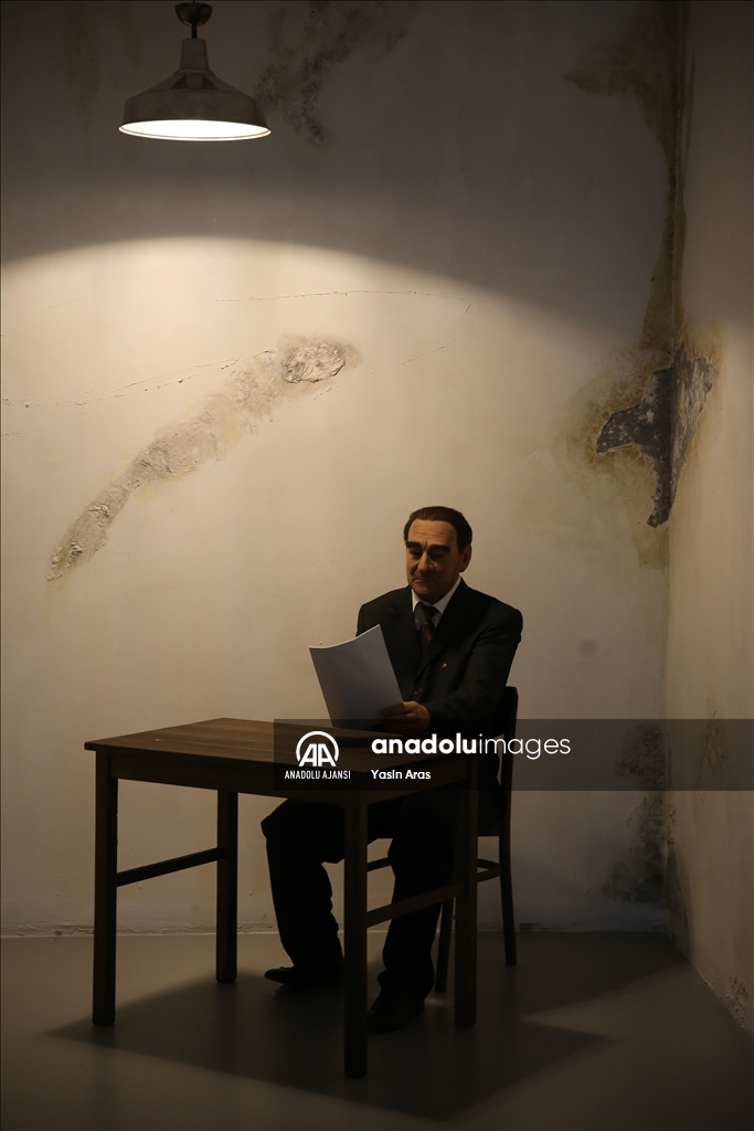 Adnan Menderes'in son günlerini geçirdiği Demokrasi ve Özgürlükler Adası geçmişin izleri taşıyor