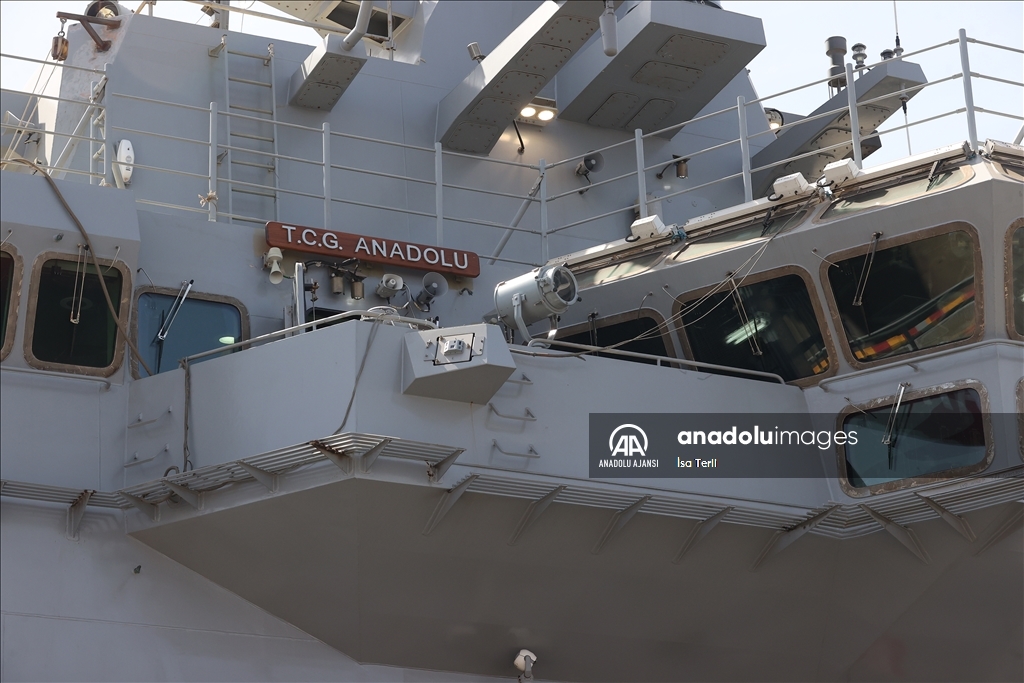 Türkiye'nin en büyük savaş gemisi TCG Anadolu yıl sonunda teslim edilecek
