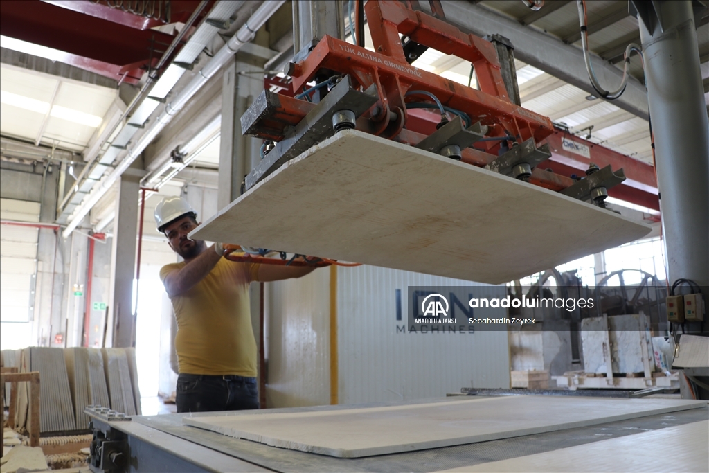 Denizli'deki mermer fabrikasında geliştirilen makinelerin ihracatı hedefleniyor