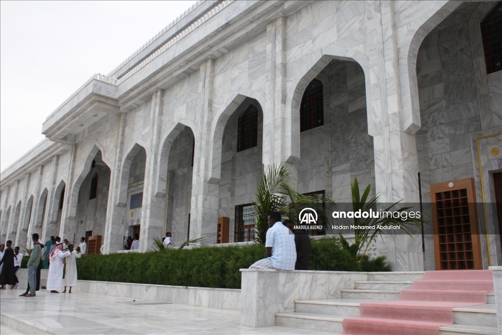 الصومال.. مسجد يحمل آثار العمارة العثمانية يثير الإعجاب