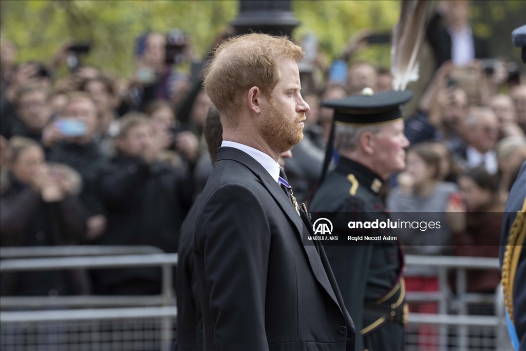 Dünya liderlerinin katılımıyla Kraliçe 2. Elizabeth'in resmi cenaze töreni yapıldı