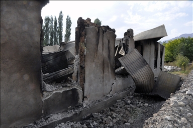 Anadolu Agency filmon shkatërrimin pas përleshjeve në kufirin Kirgistan-Taxhikistan