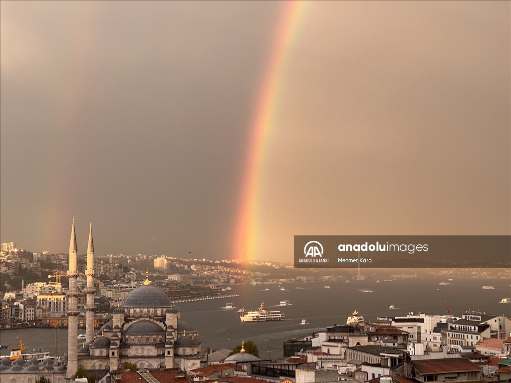 İstanbul'da gökkuşağı