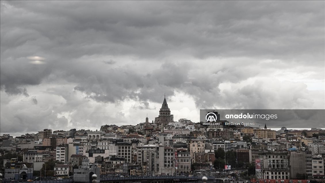 İstanbul'da yağmurlu hava