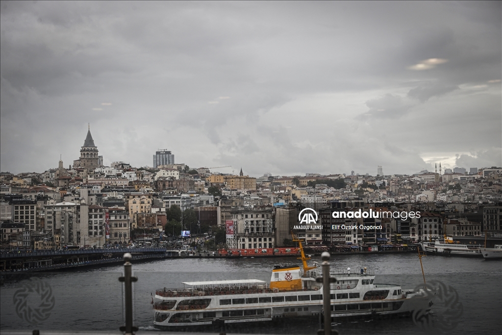 İstanbul'da yağmurlu hava