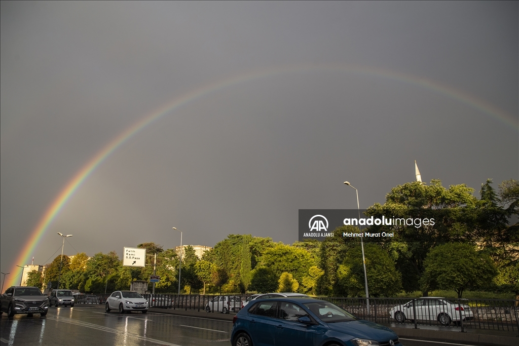 İstanbul'da gökkuşağı