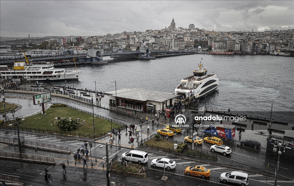 İstanbul'da yağmurlu hava