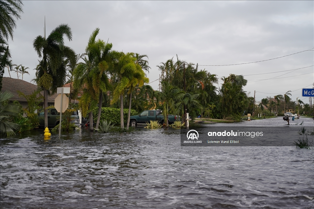 Ian Kasırgası ABD'nin Florida eyaletinde sel baskınları ve yıkımlara neden oldu