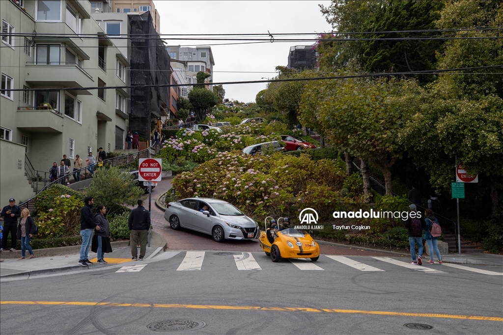 Köprüler ve yokuşlar şehri San Francisco