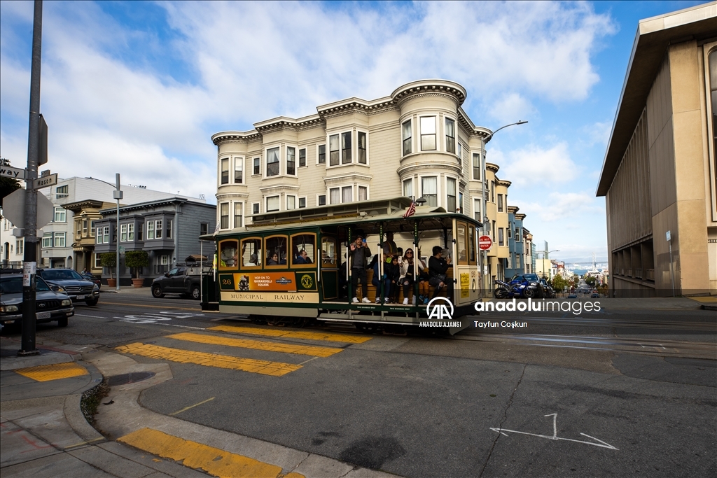 Köprüler ve yokuşlar şehri San Francisco
