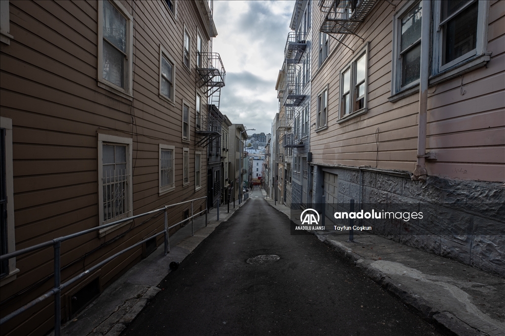 Köprüler ve yokuşlar şehri San Francisco