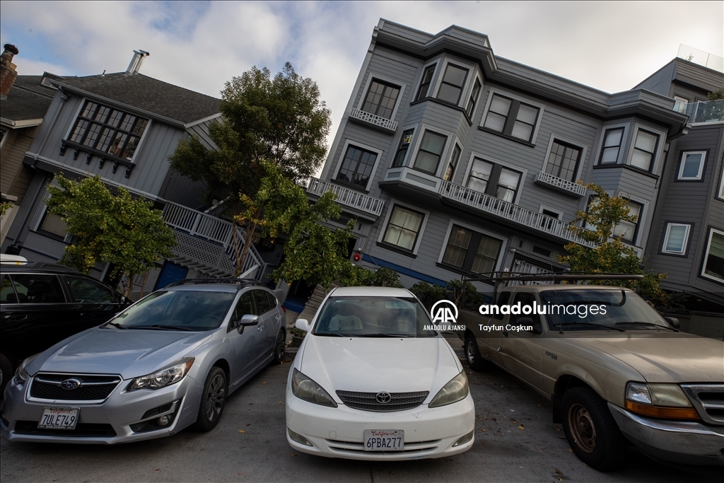 Köprüler ve yokuşlar şehri San Francisco