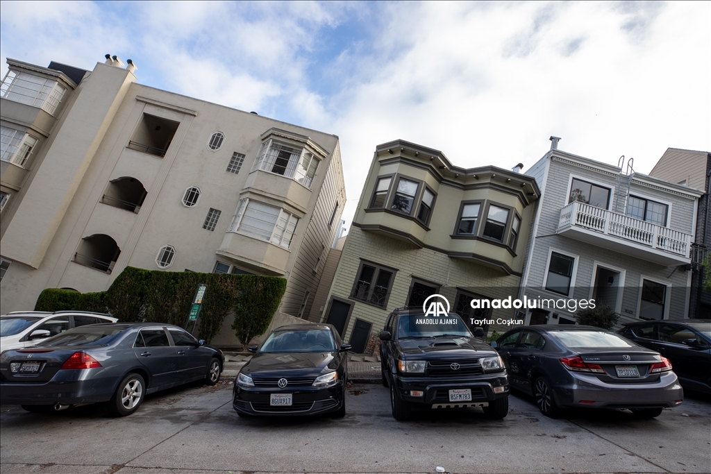 Köprüler ve yokuşlar şehri San Francisco
