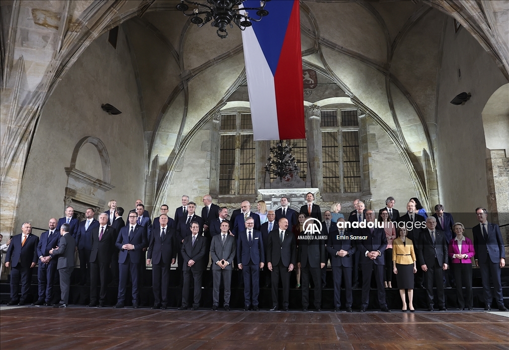 Avrupa ülkelerinin liderleri Prag'da toplandı
