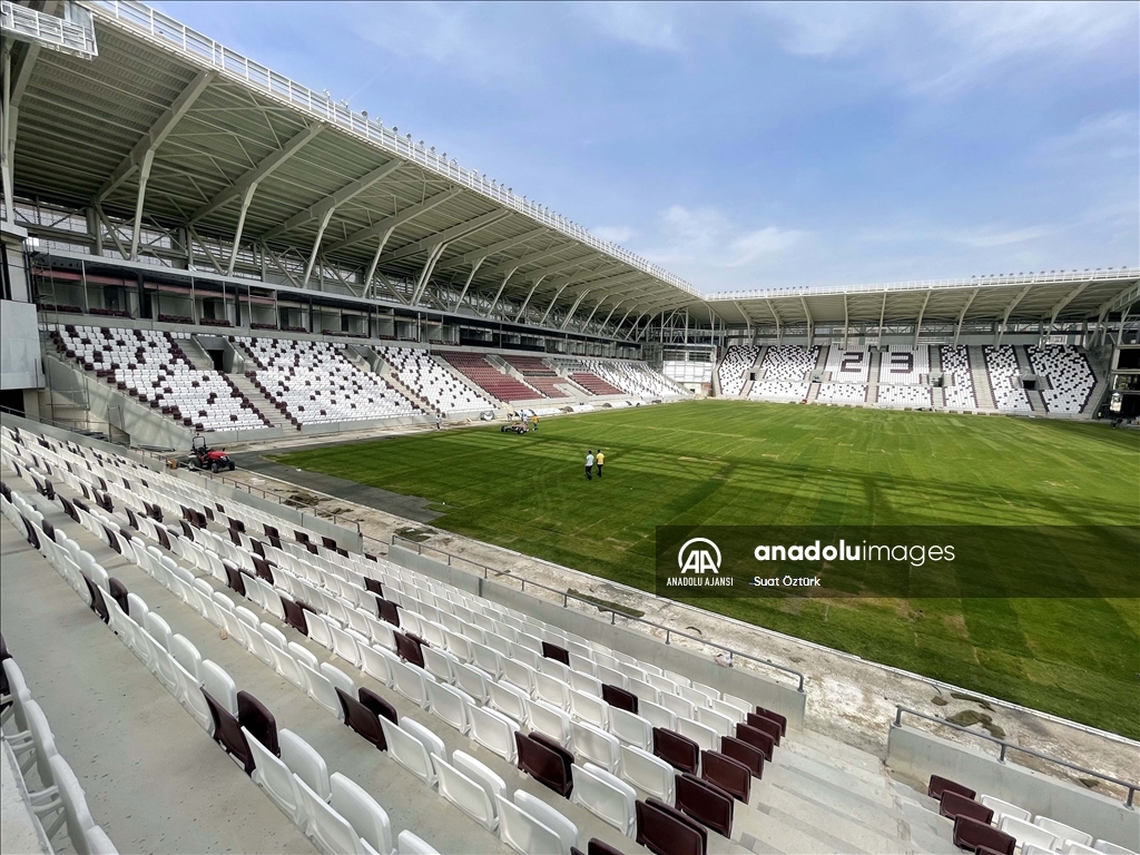 Elazığ'ın UEFA ve FIFA standardındaki modern stadyumunda sona gelindi