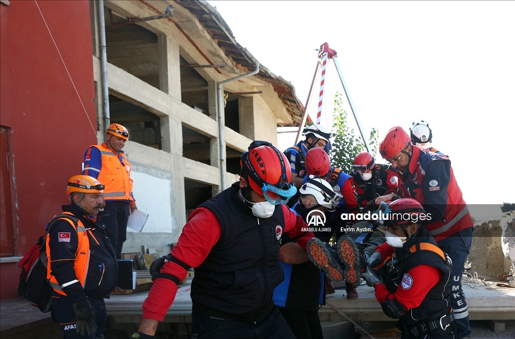 INSARAG uluslararası deprem tatbikatı başladı