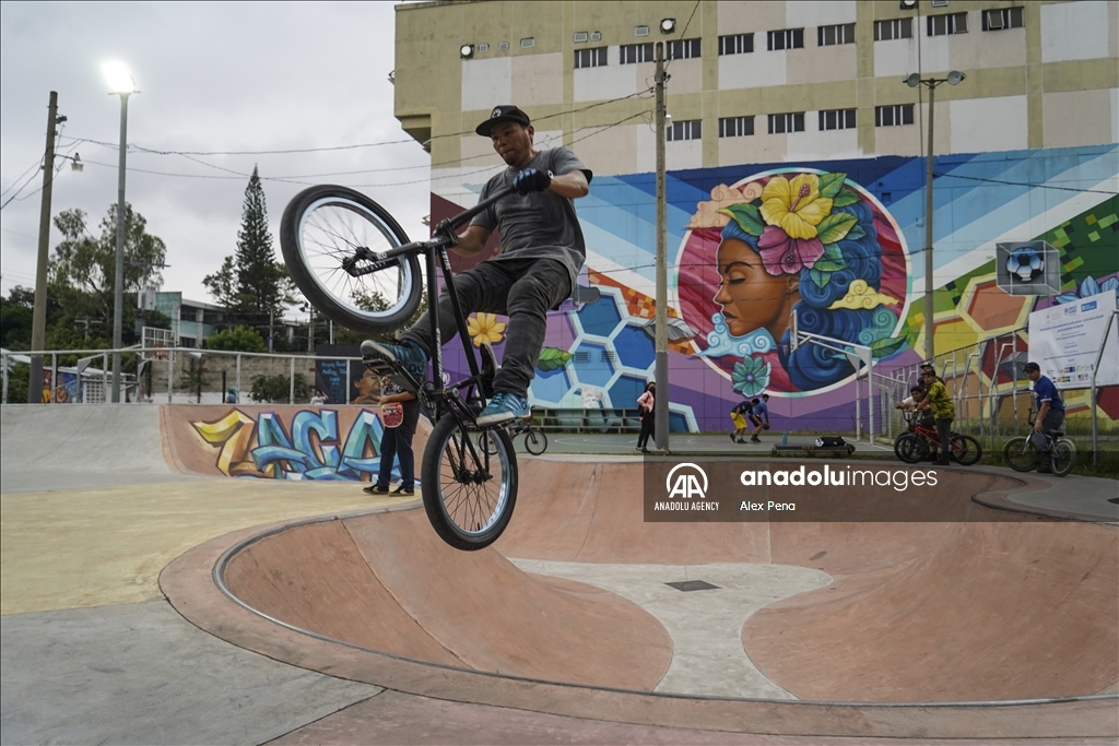 Skateboarding helps young individuals who have encountered gangs in El Salvador avoid violence