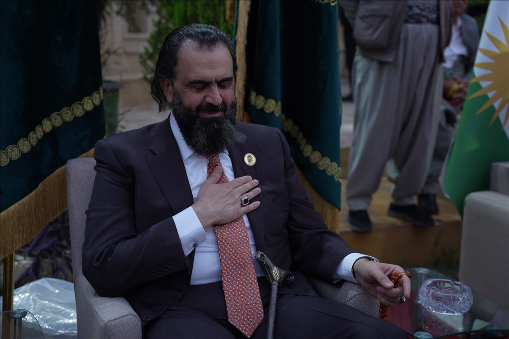 Süleymaniye'de Kesnezani tarikat evinde mevlit kandili