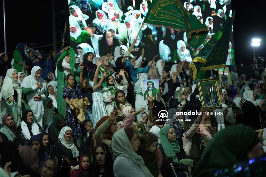 Süleymaniye'de Kesnezani tarikat evinde mevlit kandili