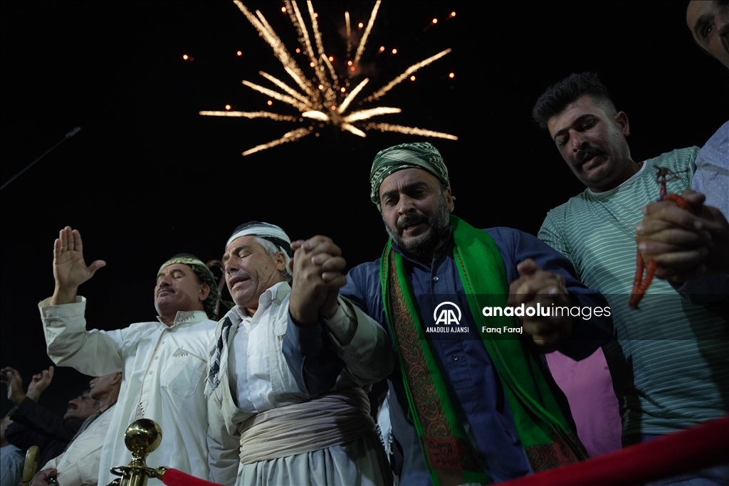 Süleymaniye'de Kesnezani tarikat evinde mevlit kandili