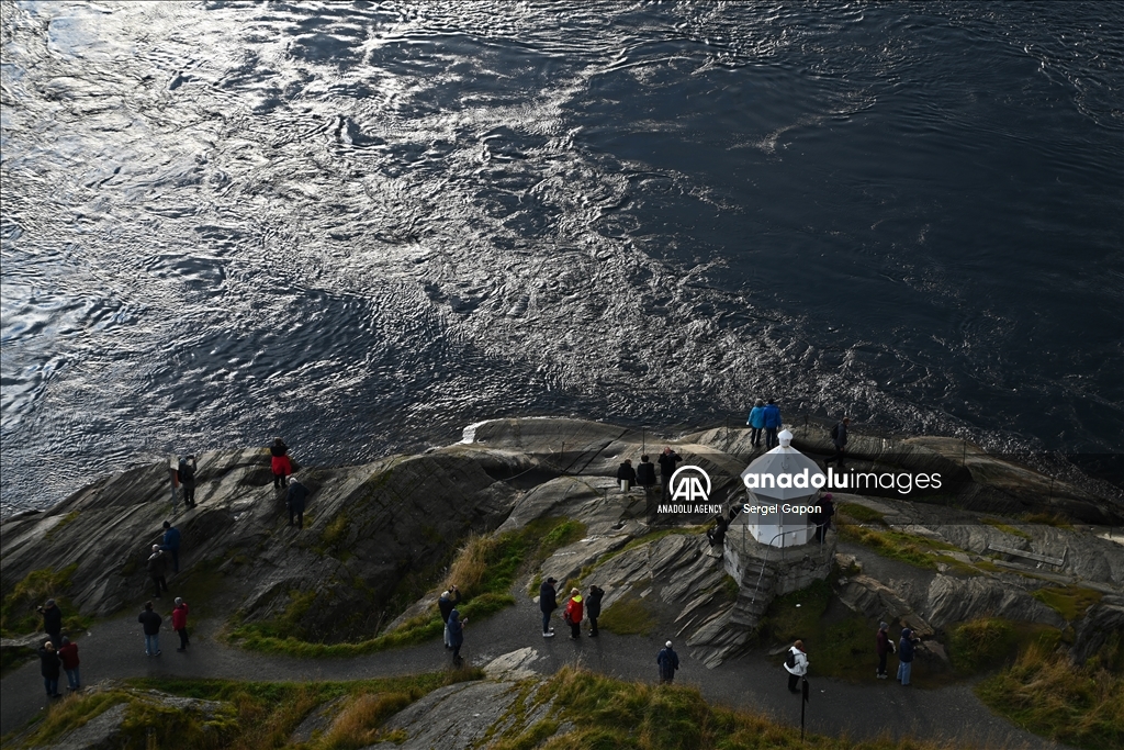 World's strongest tidal currents in Norway's Saltstraumen