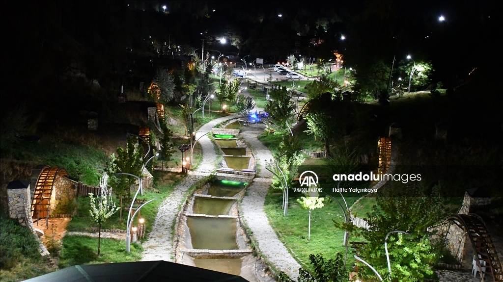 Sivas'ın "Hobbit evleri"ne yabancı turist ilgisi artıyor