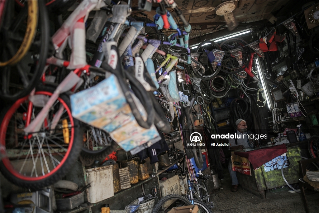 Mahmoud Khail's bike repair shop in Gaza