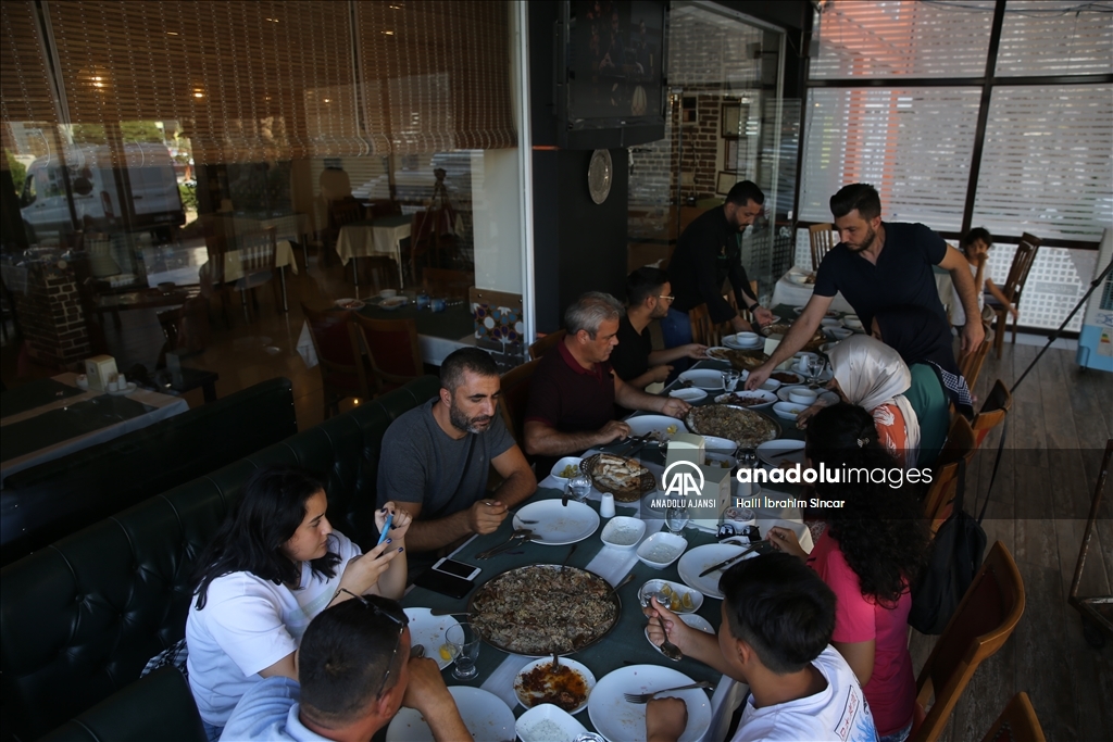 Diyarbakır ve Mardin'i karşı karşıya getiren lezzet: Kaburga dolması
