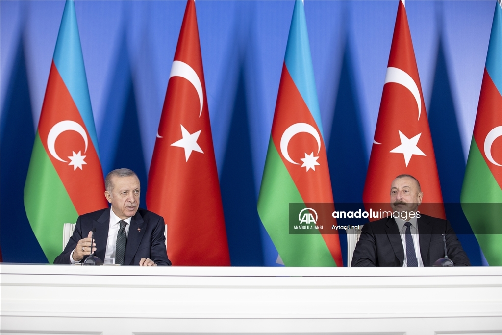 Cumhurbaşkanı Erdoğan ile Azerbaycan Cumhurbaşkanı Aliyev ortak basın toplantısı düzenledi