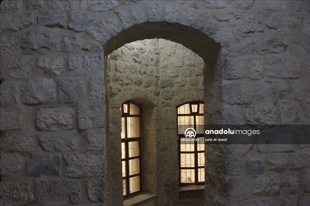 المدرسة "الرشدية" في الكرك الأردنية.. شاهد عثماني على رفعة التعليم