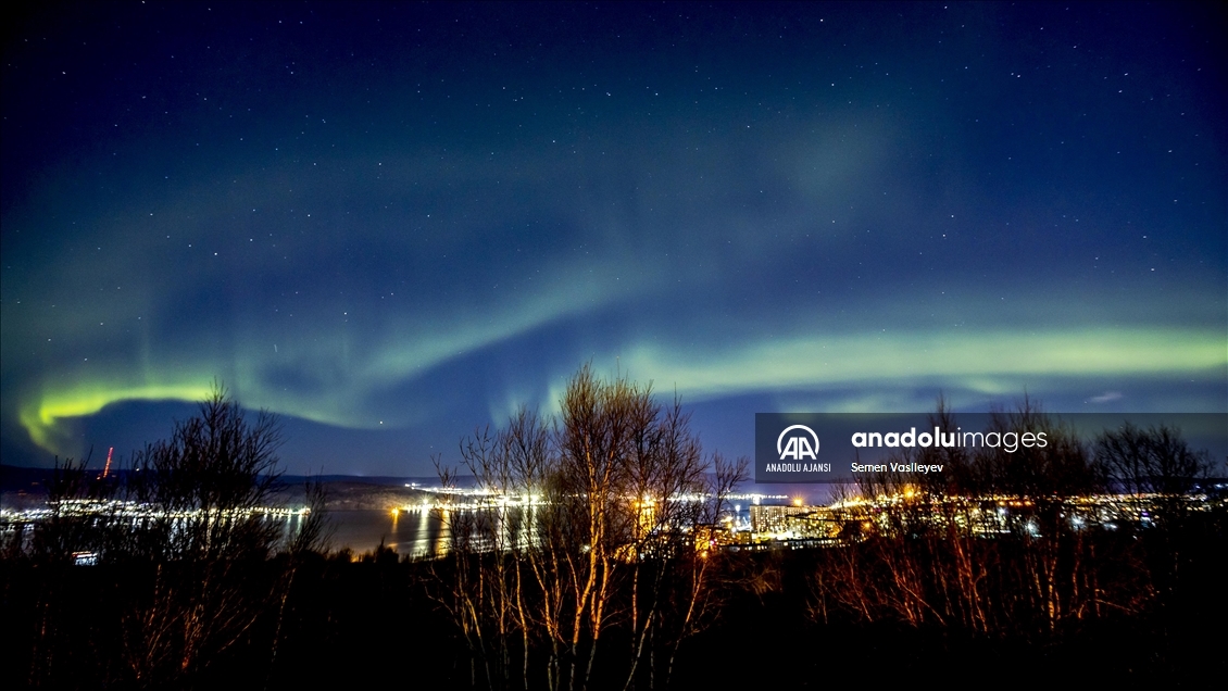 Murmansk'da kuzey ışıkları zamanı